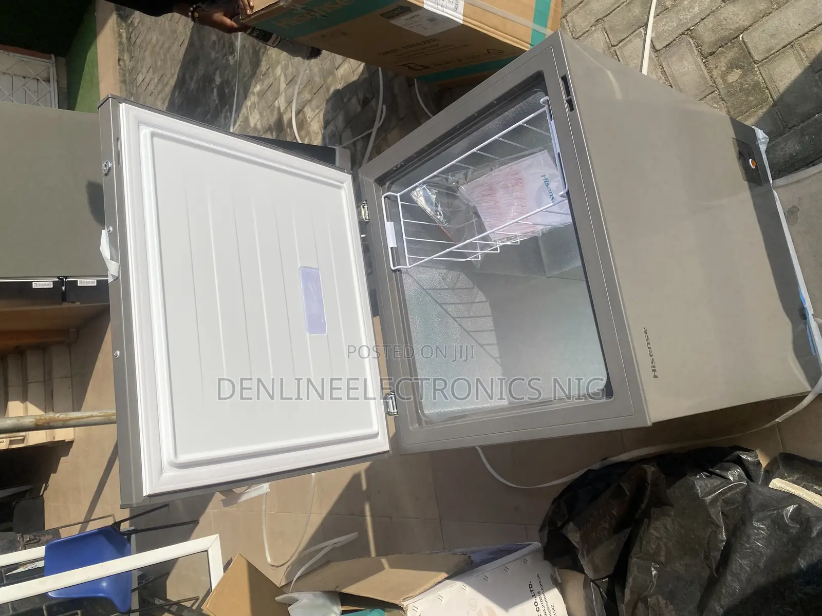 Brand New Hisense 148 Liters Chest Freezer .