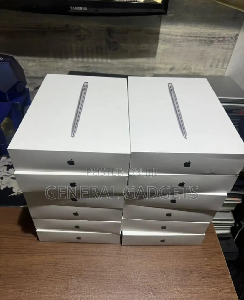New Laptop Apple MacBook Air 2020 M1 8GB Apple M1 SSD 256GB