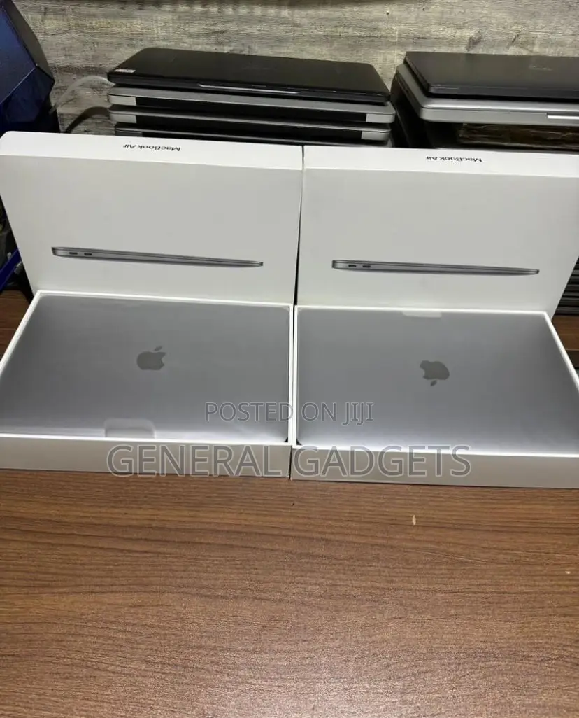 New Laptop Apple MacBook Air 2020 M1 8GB Apple M1 SSD 256GB