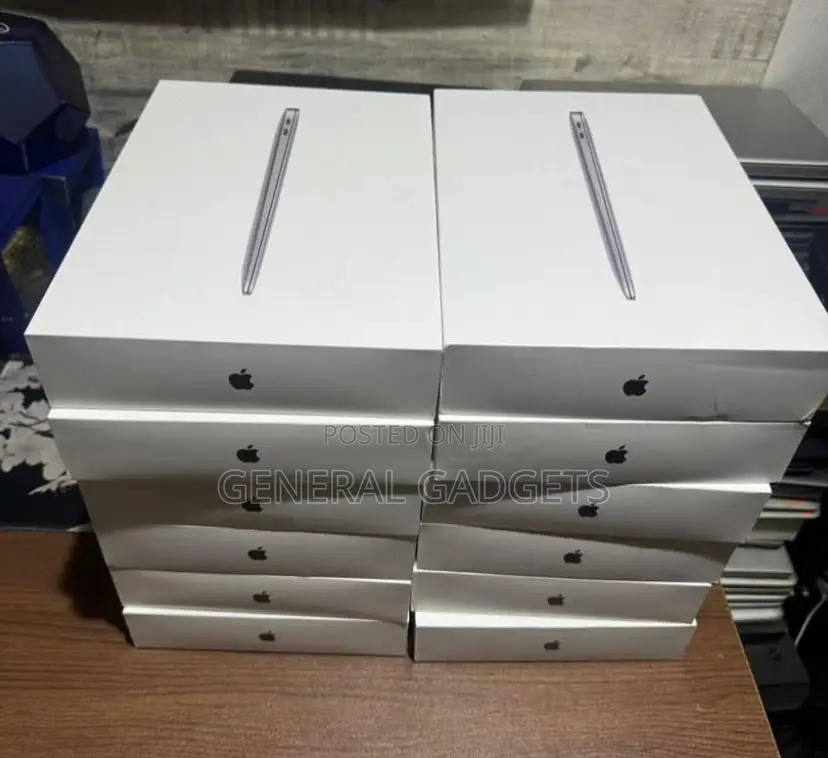 New Laptop Apple MacBook Air 2020 M1 8GB Apple M1 SSD 256GB