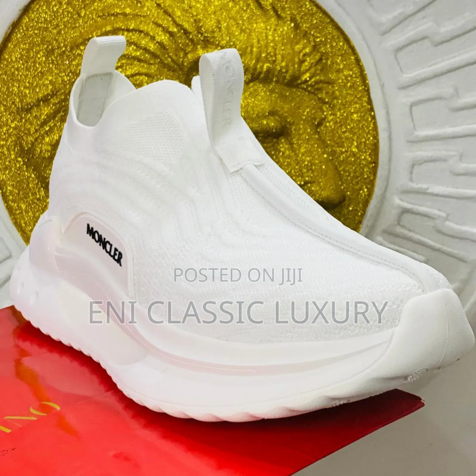 Pure Quality Luxury Men's Sneakers Moncler Well Banded Package