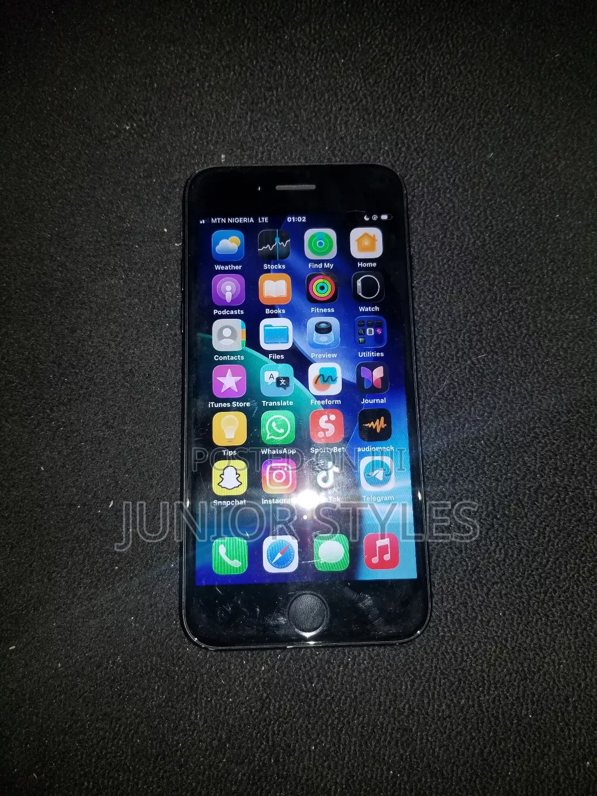 Apple iPhone SE (2022) 64 GB Black