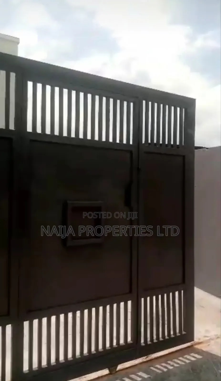 3bdrm Bungalow in Abraham Adesanya, Ajah for sale