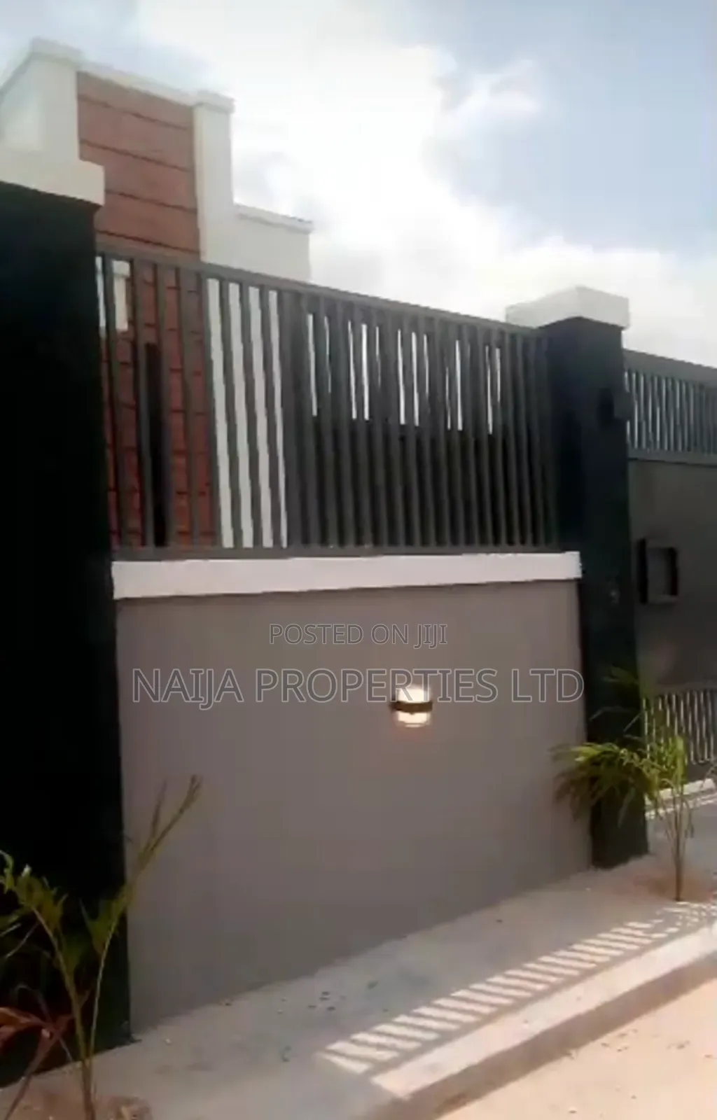 3bdrm Bungalow in Abraham Adesanya, Ajah for sale