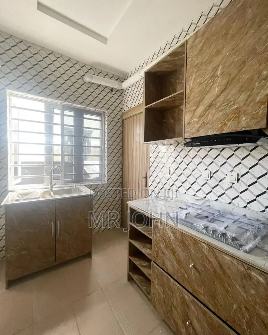 2bdrm Apartment in Mobile Road Ilaje, VGC / Ajah for sale