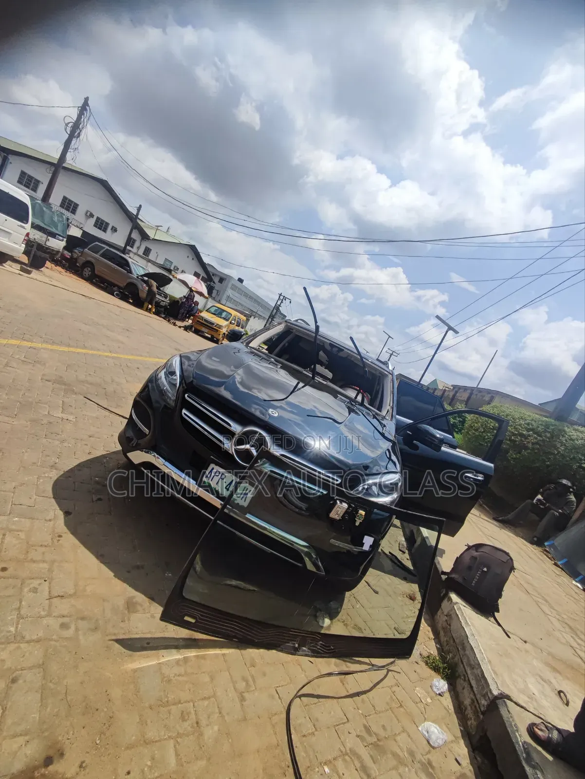 Gle350 2016 Windscreen Glass Available
