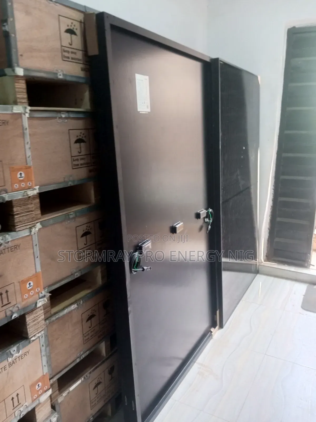 550w All-black Longi Solar Panels