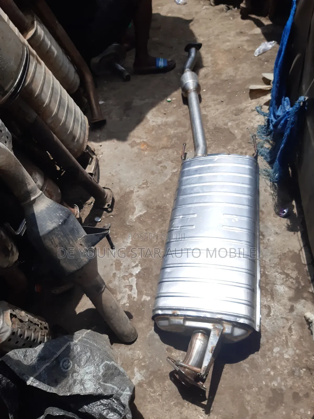 Centre Port With Catalyst for Toyota Rav4