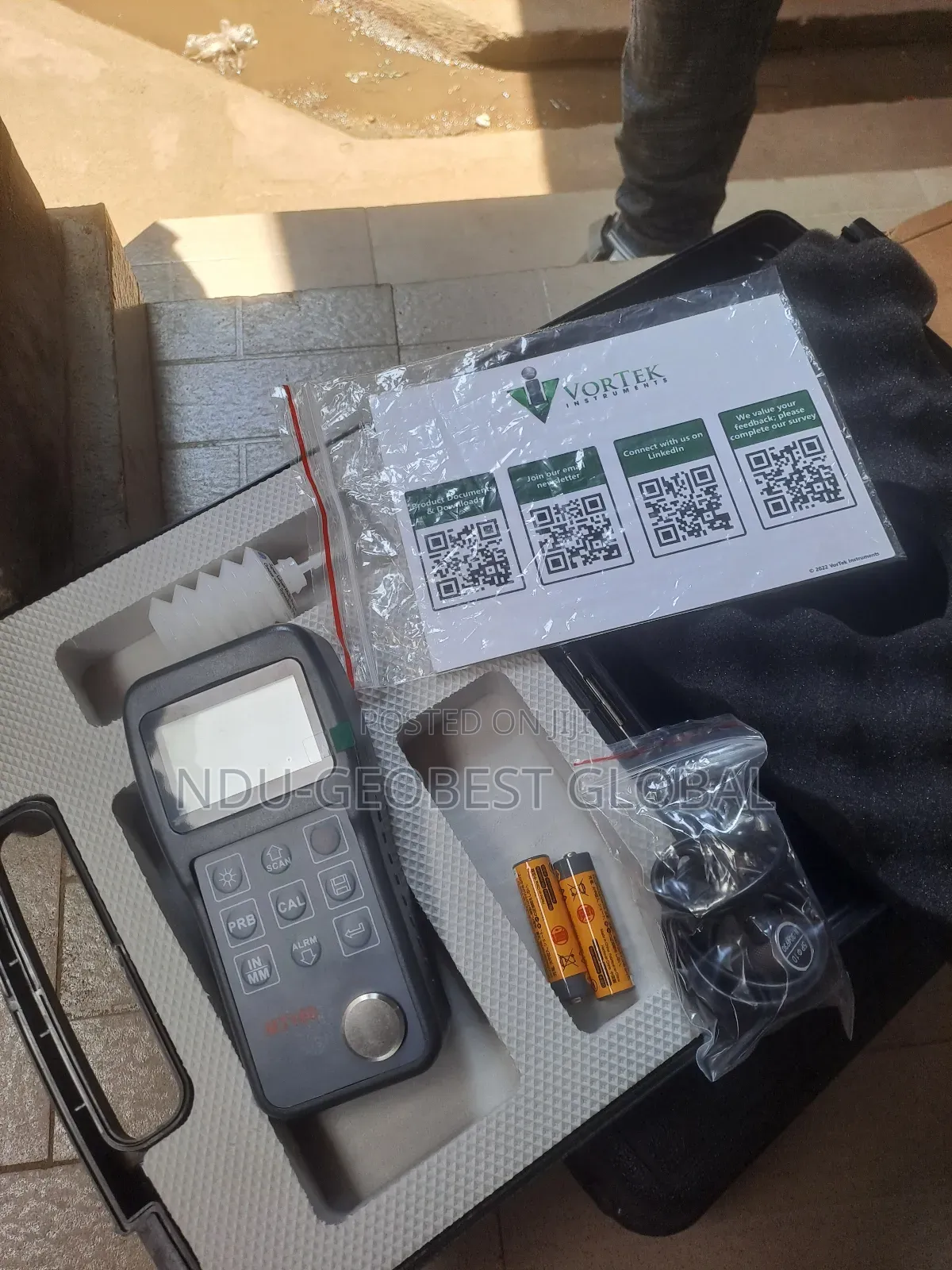 Vortek Instruments Model Mt160 Ultrasonic Thickness Gauge