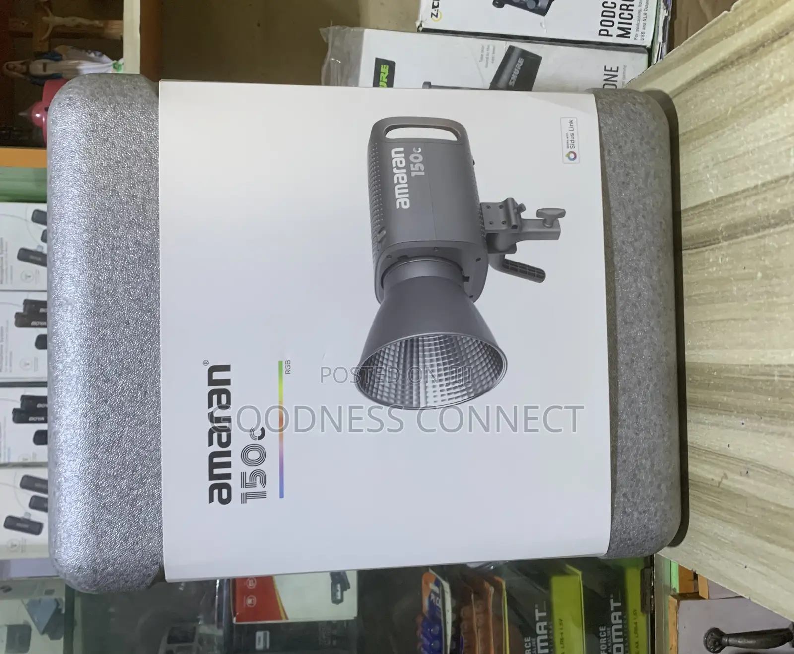 Amaran 150c Rgb Photographic Light