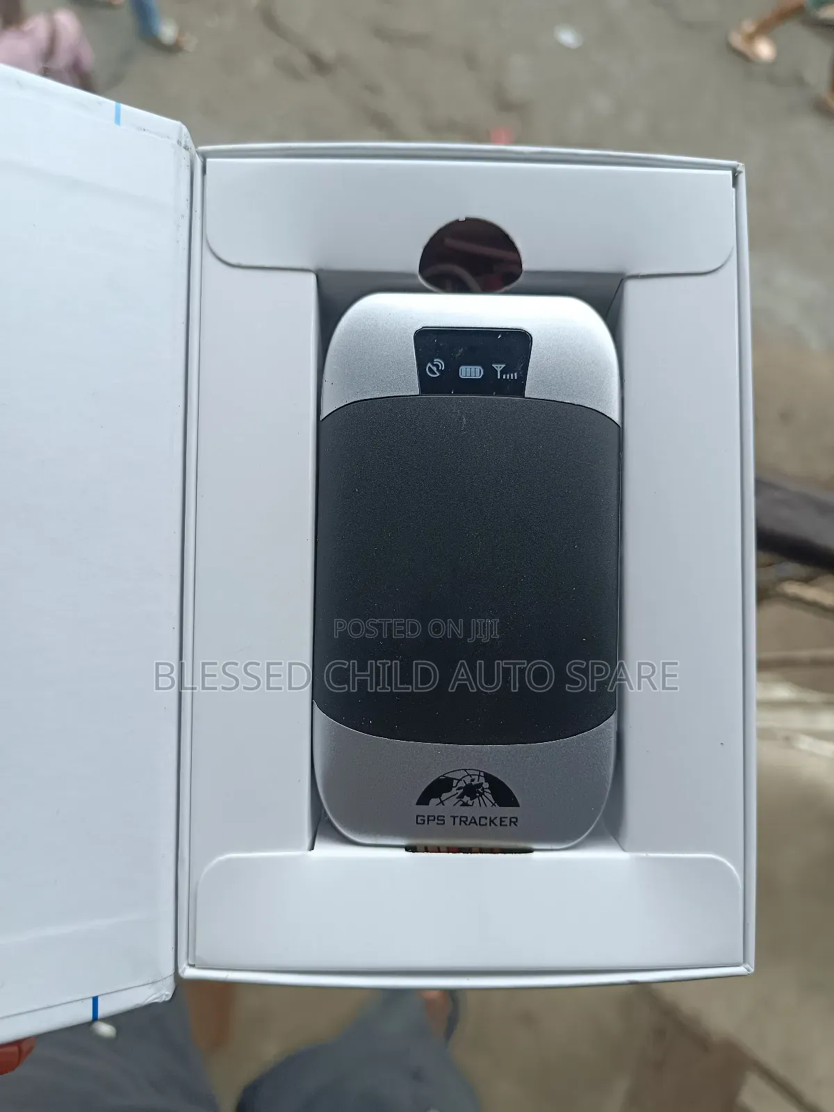 GSM/GPRS/GPS Car Tracker