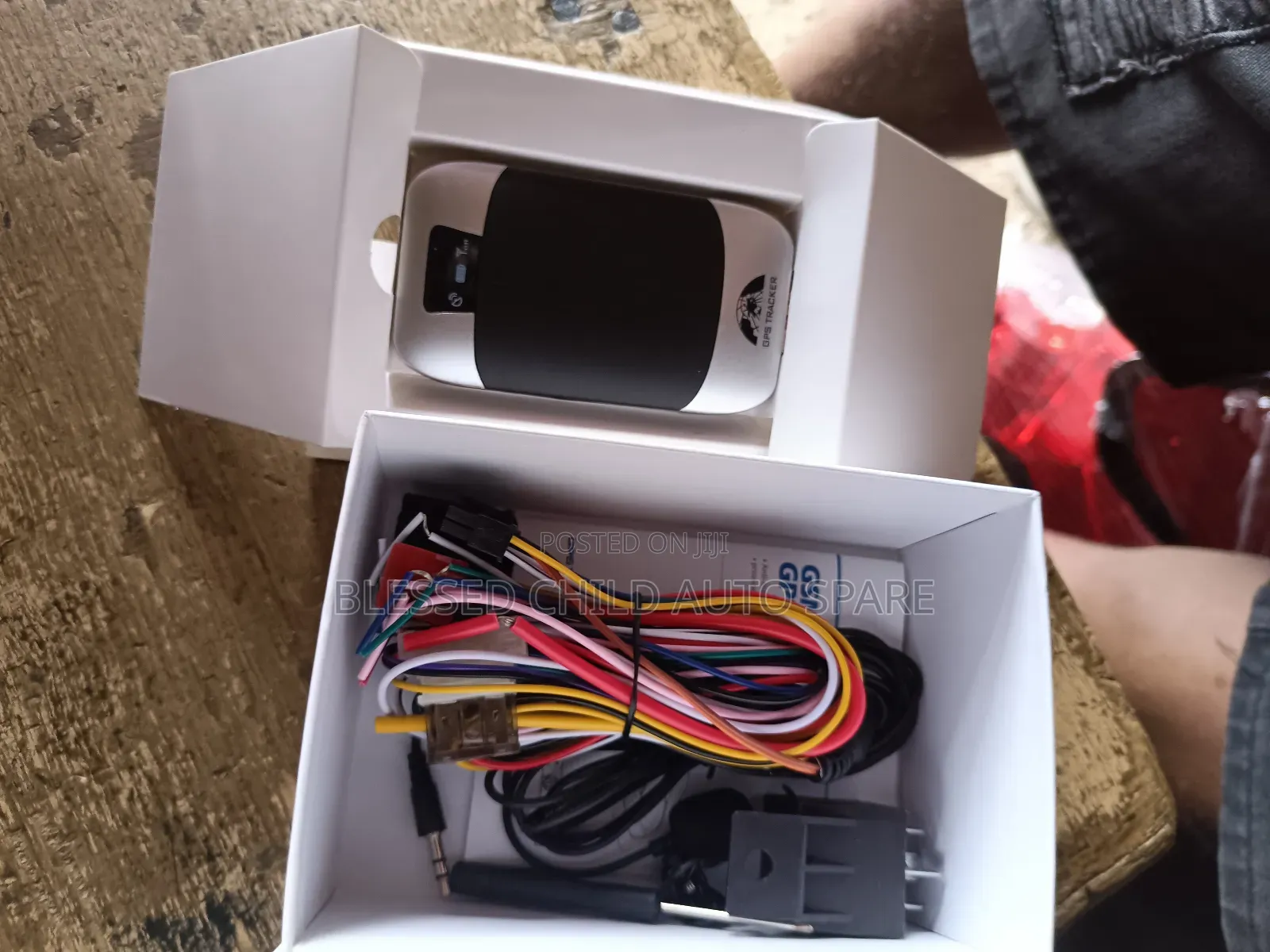 GSM/GPRS/GPS Car Tracker