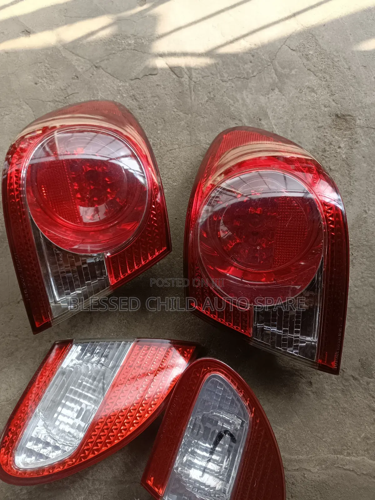 Complete Back Light Toyota Corolla Altis 2003-2007