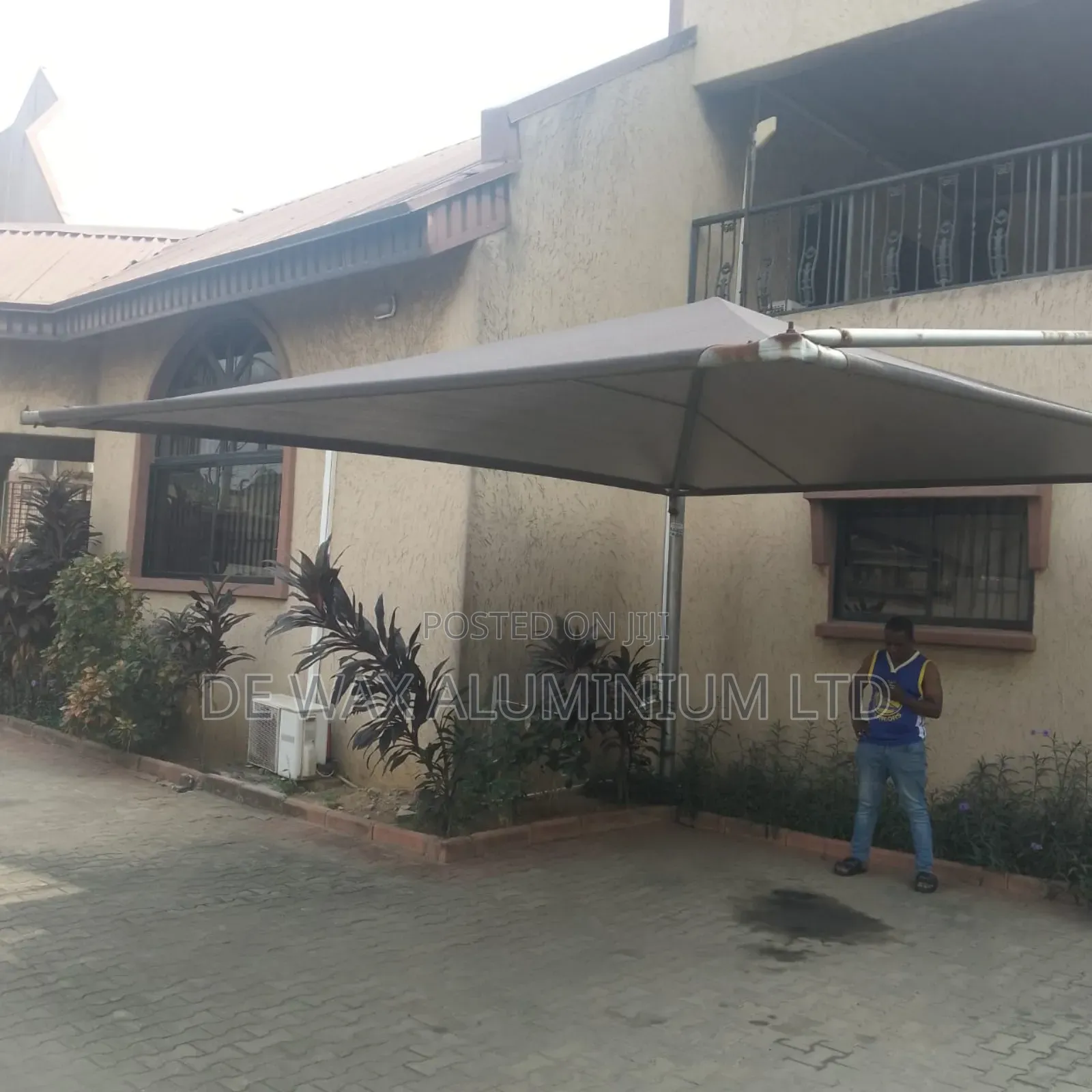 Royal Carport