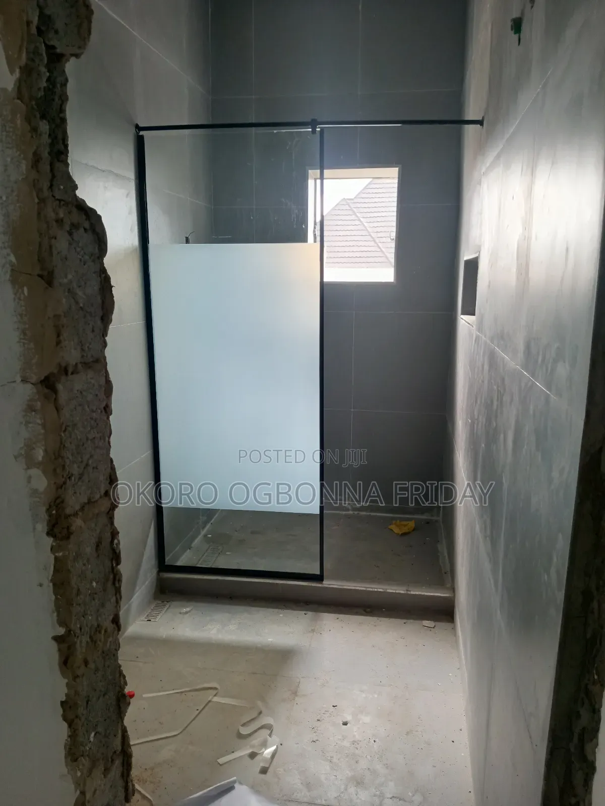 Carbonated Bathroom