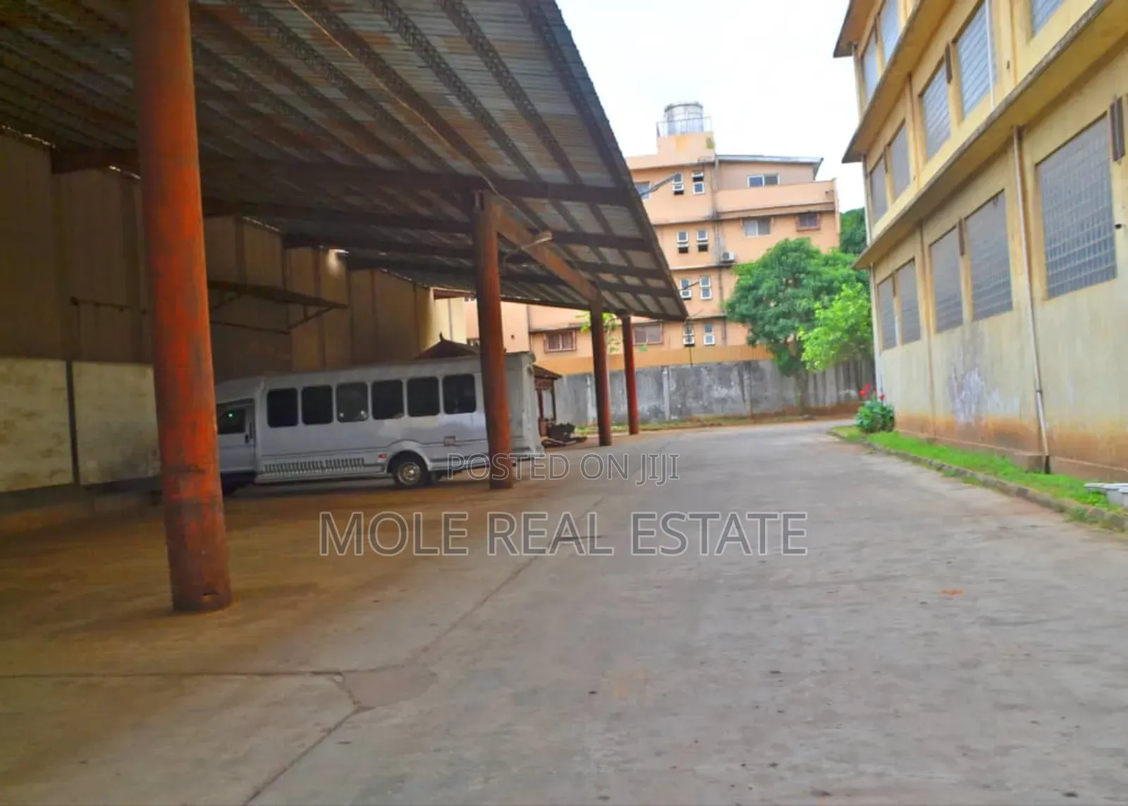300sqm ( Half Plot) Taylor Bustop Ijegemo New Expressway