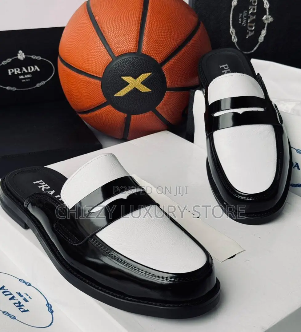Prada Quality Luxury Men Genuine Leather Half Shoe