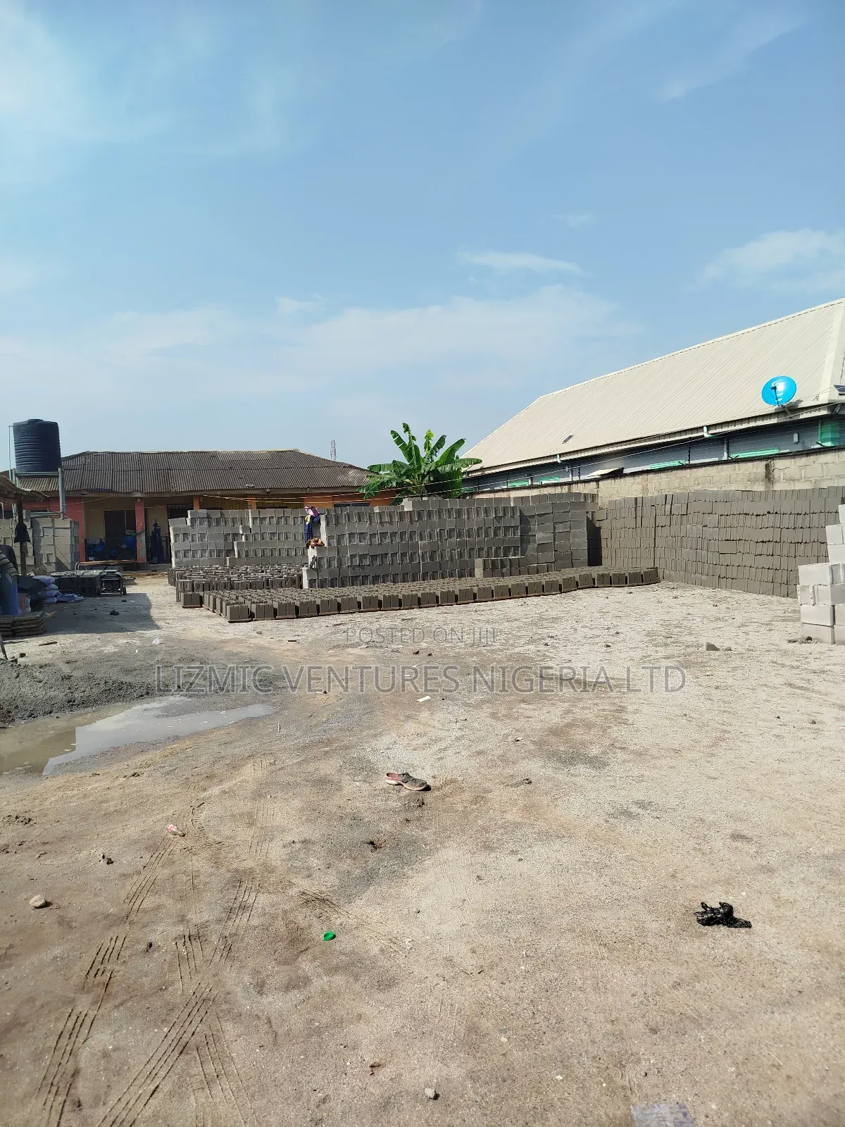 2bdrm Bungalow in Akesan, Igando / Ikotun/Igando for sale