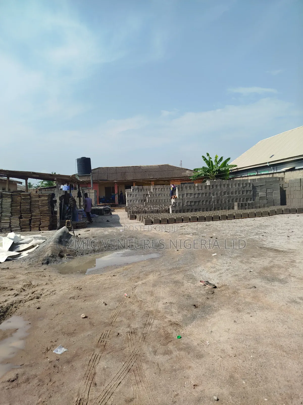 2bdrm Bungalow in Akesan, Igando / Ikotun/Igando for sale