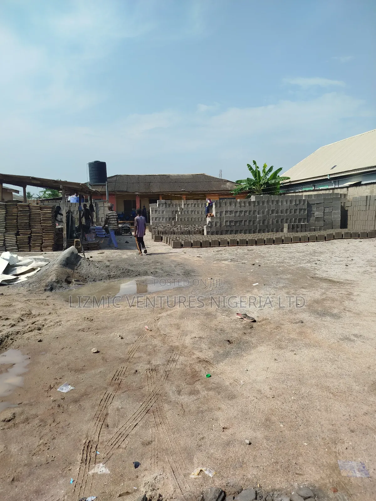 2bdrm Bungalow in Akesan, Igando / Ikotun/Igando for sale