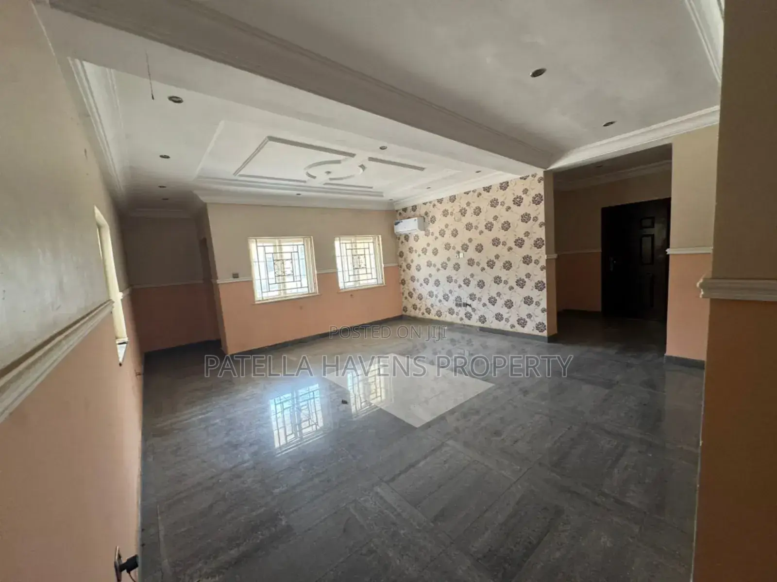 13 Bedroom Villa Up for Rent in Katampe Extension