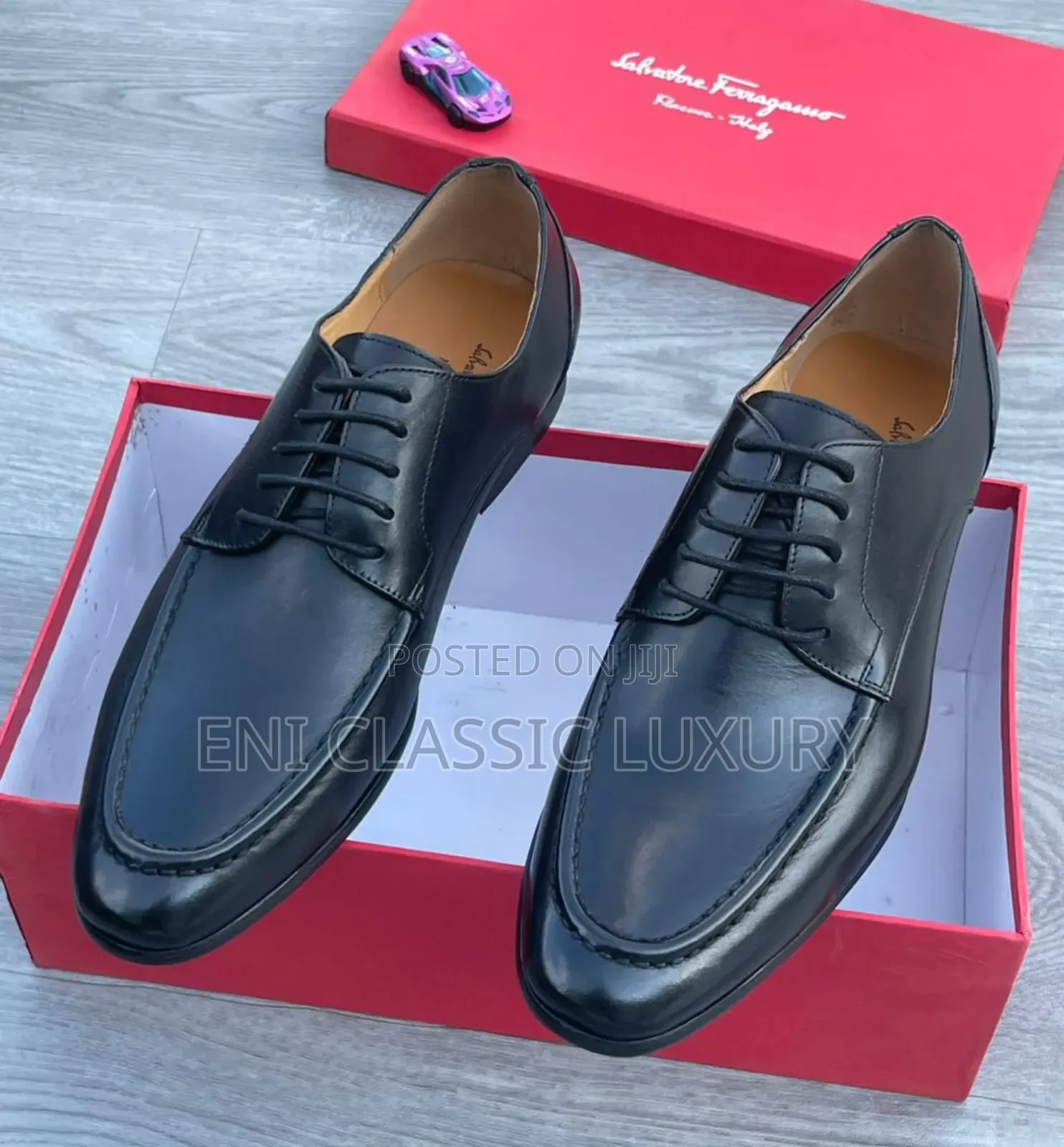 Pure Quality Luxury Men's Shoes Ferragamo Well Banded Package