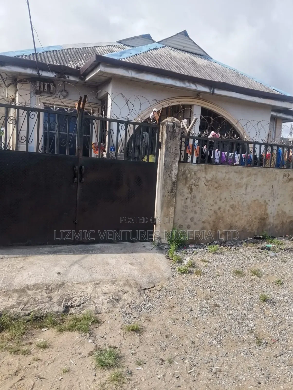 2bdrm Bungalow in Aradagun, Ajido for sale