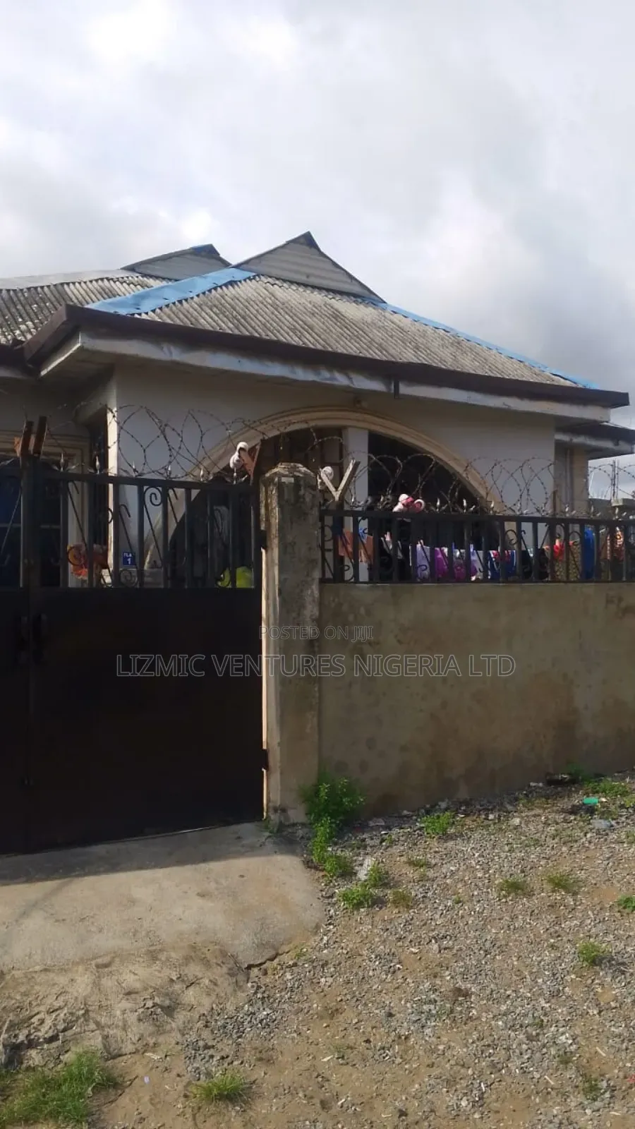 2bdrm Bungalow in Aradagun, Ajido for sale