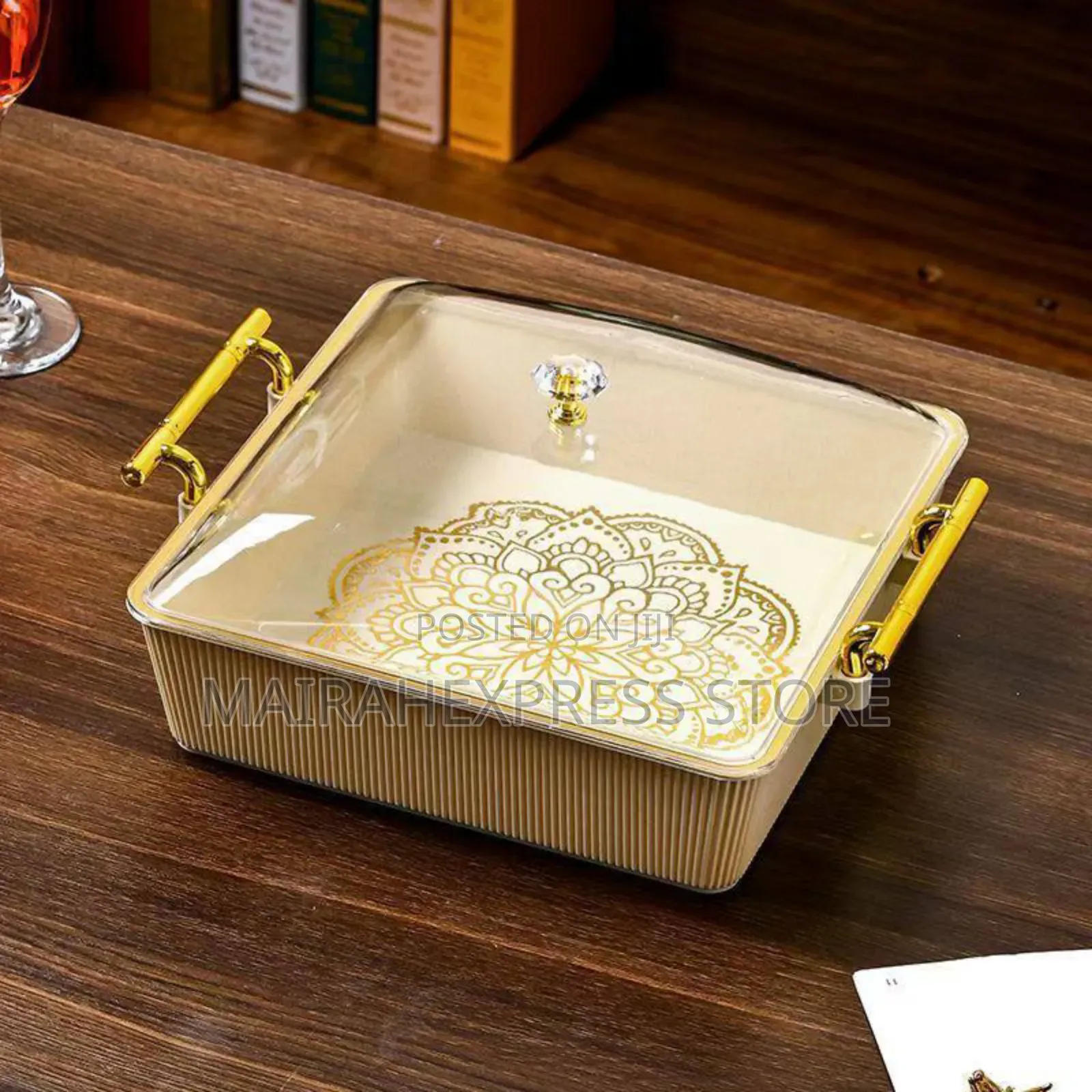 Luxury Acrylic Food Tray With Lid