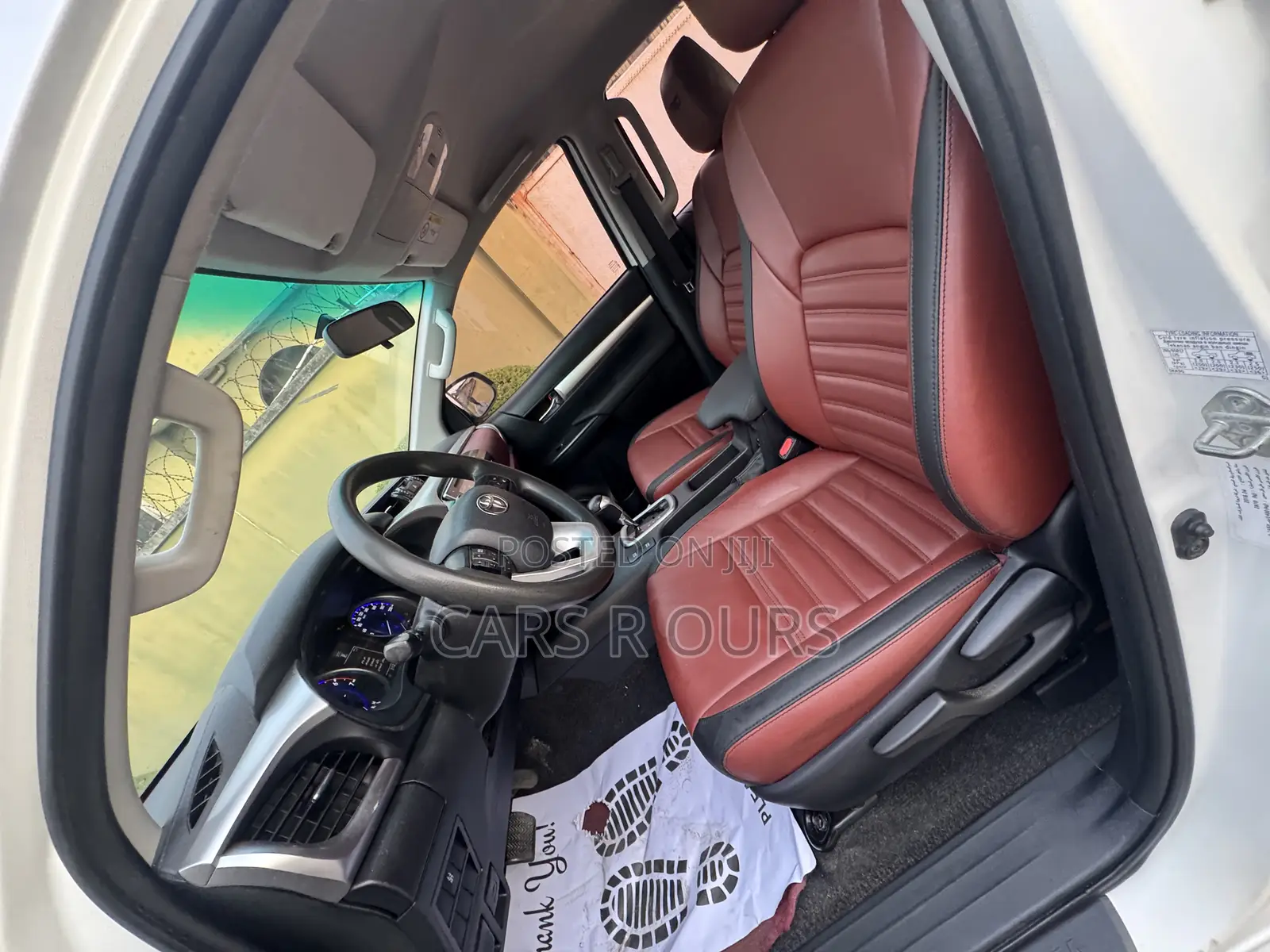 Toyota Hilux 2018 White