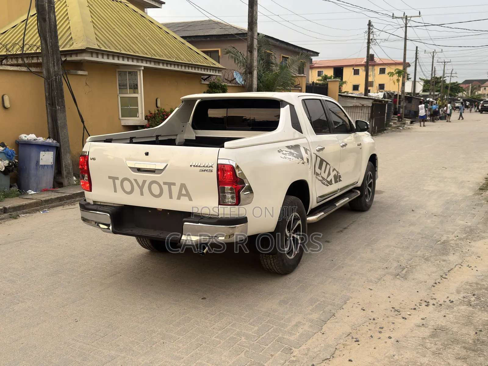 Toyota Hilux 2020 White