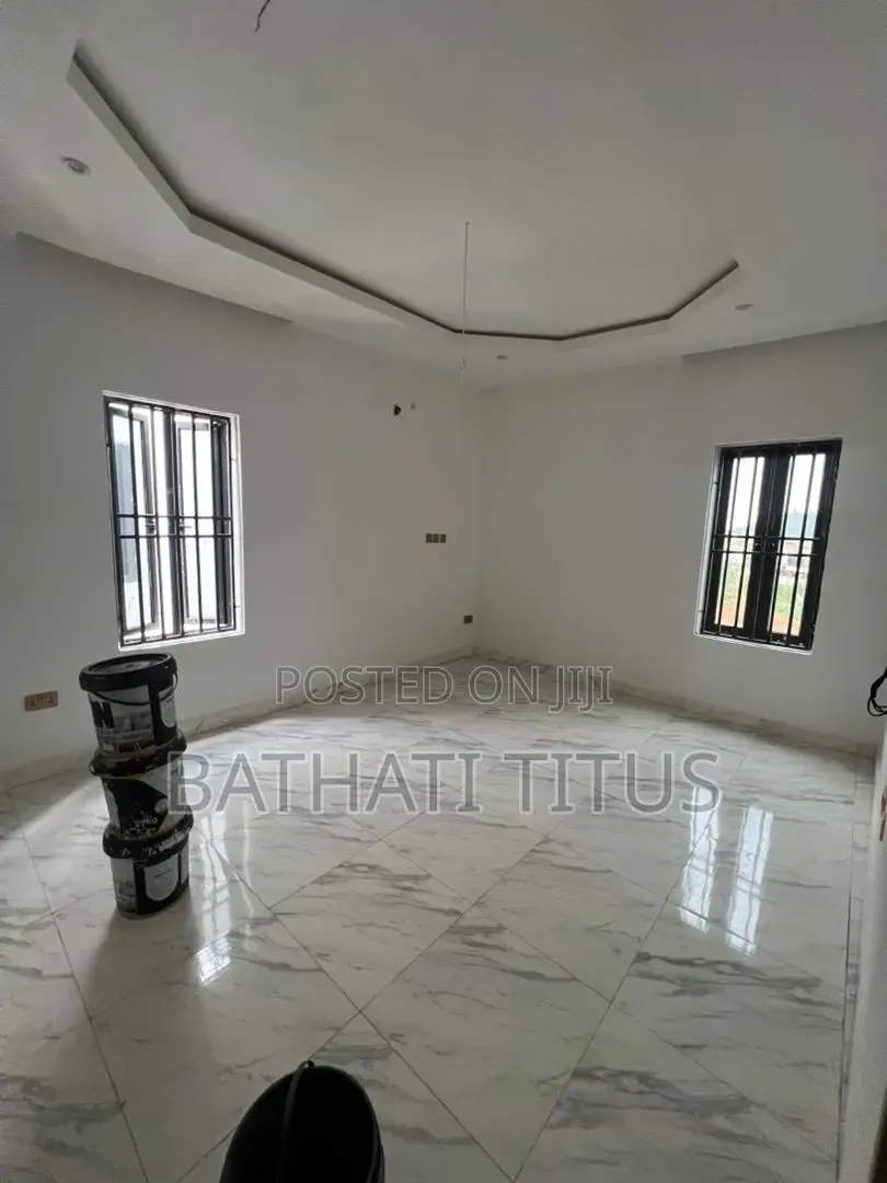 4bdrm Duplex in Guzape District for sale