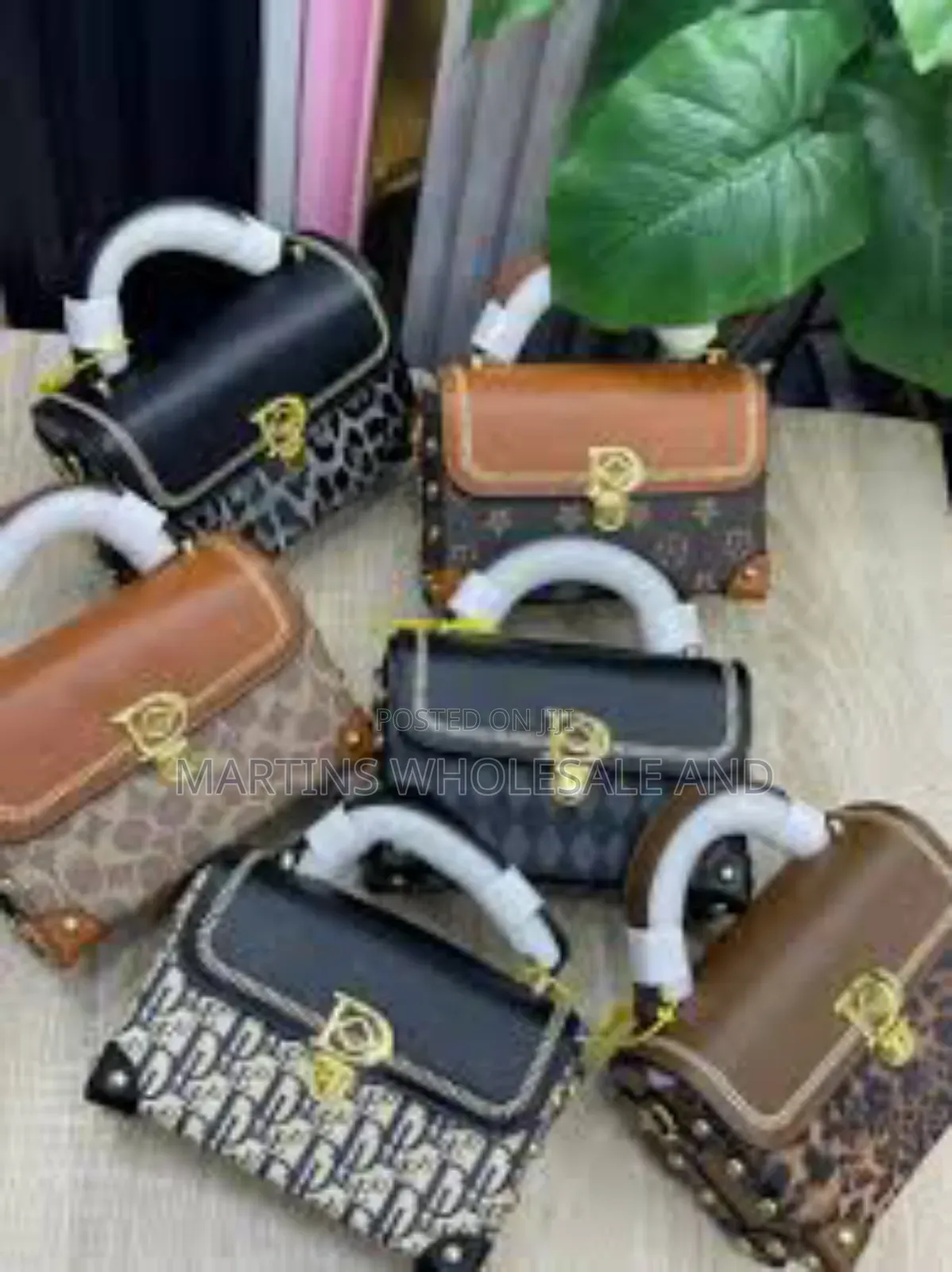 Mango Fashion Mg Handbag.