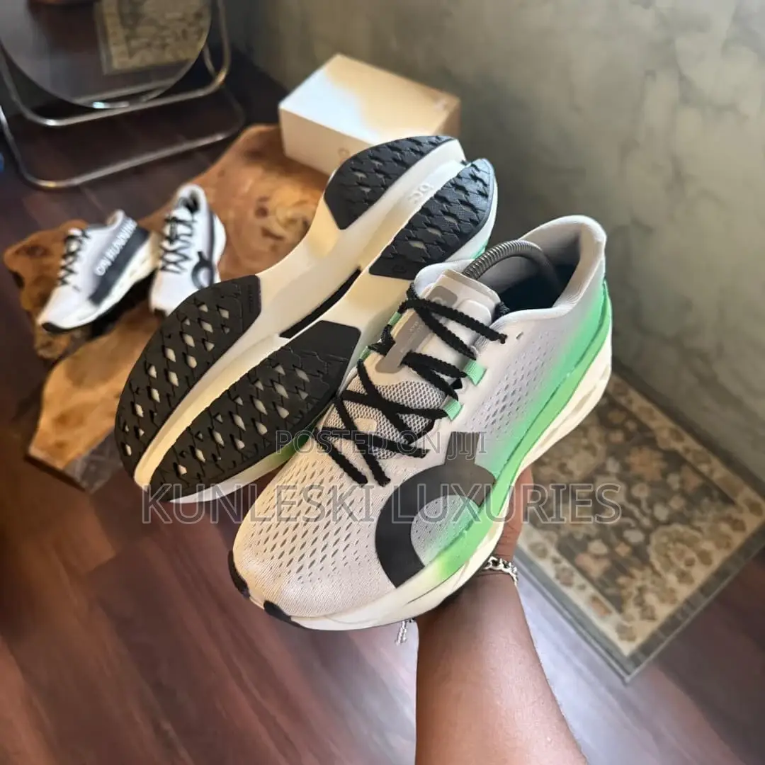 Original on Running Cloud Boom Max Double Layer Helion Hyper Sneakers