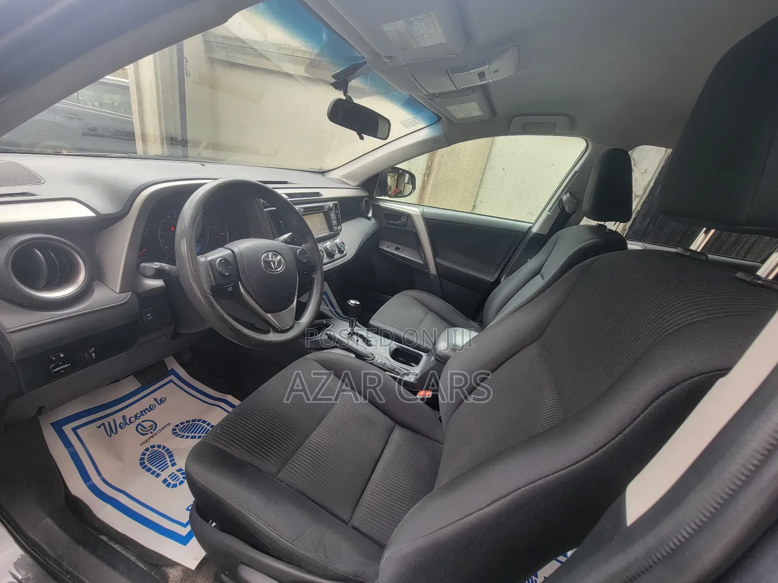 Toyota RAV4 LE AWD (2.5L 4cyl 6A) 2016 Gray
