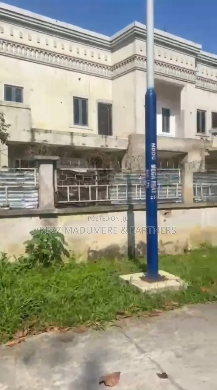 5bdrm Duplex in Old Gra, Port for sale