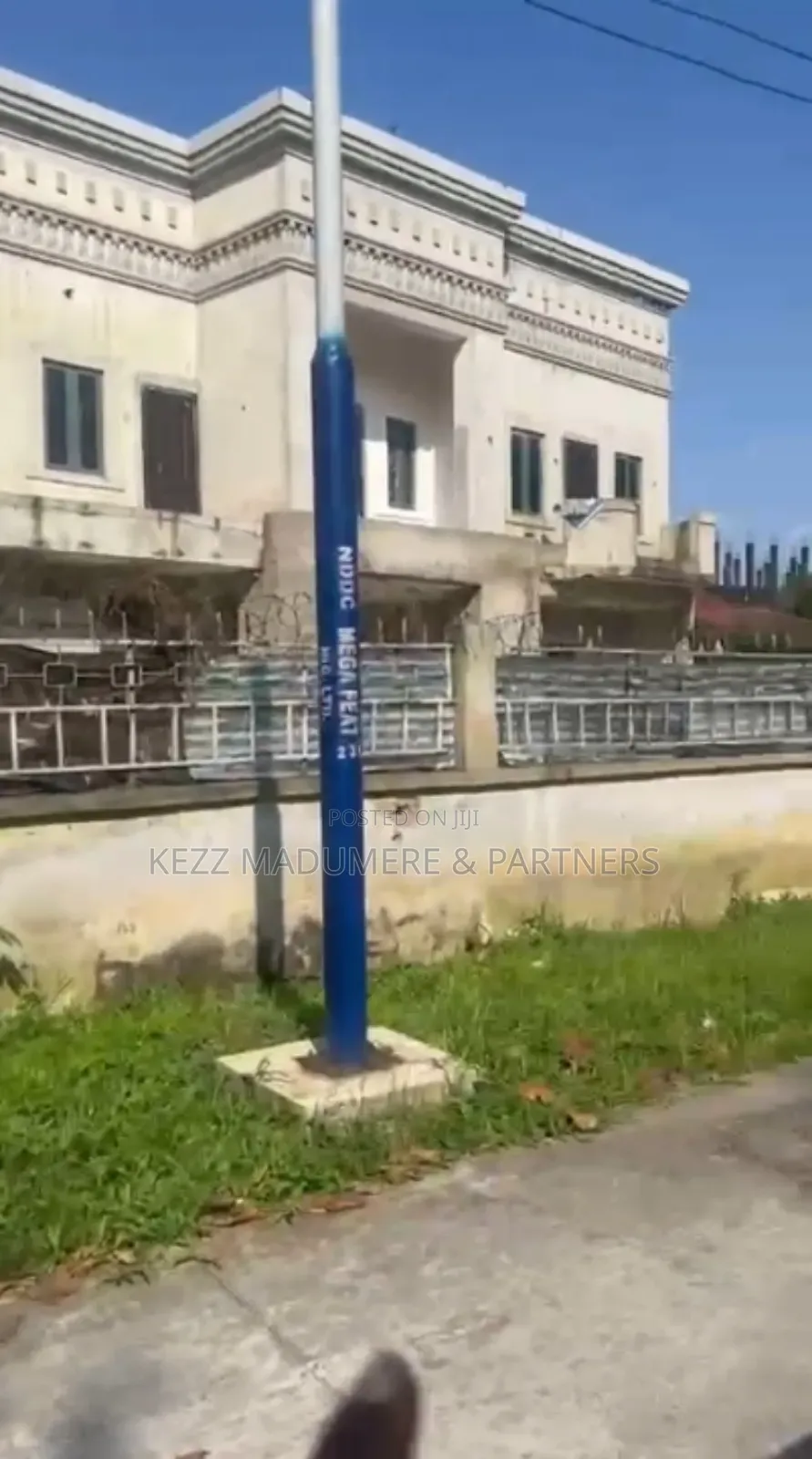 5bdrm Duplex in Old Gra, Port for sale