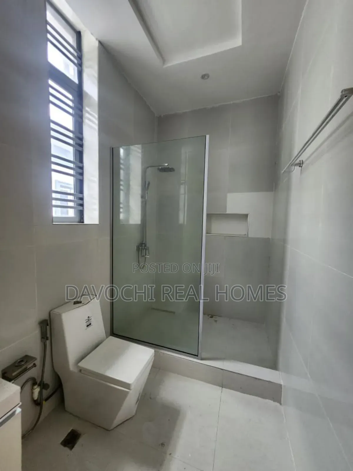 4bdrm Duplex in Chevron, Lekki for rent