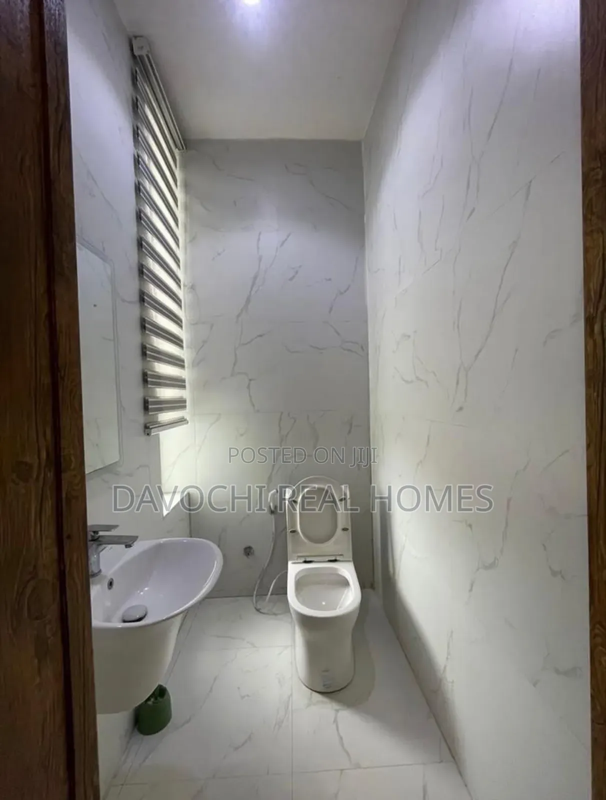4bdrm Duplex in Ologolo Estate, Lekki for rent