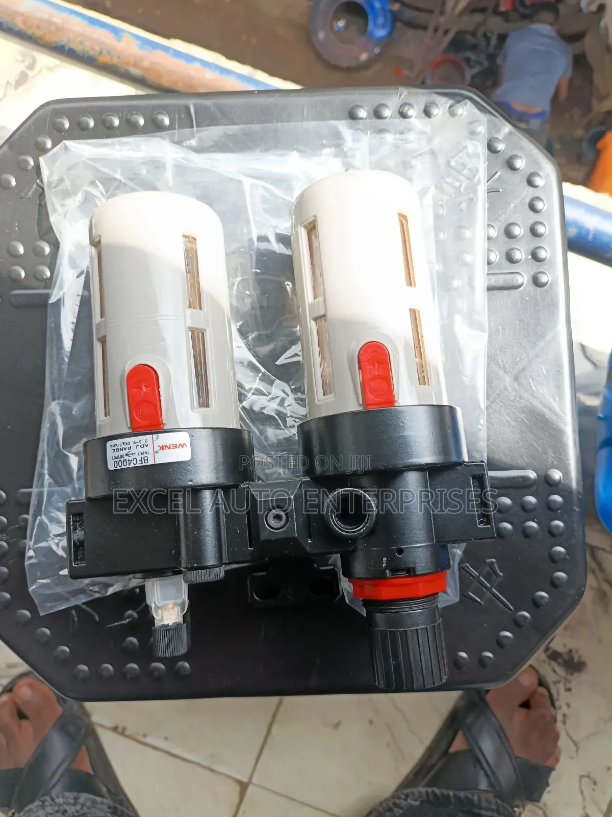 Pressure Regulating Filter