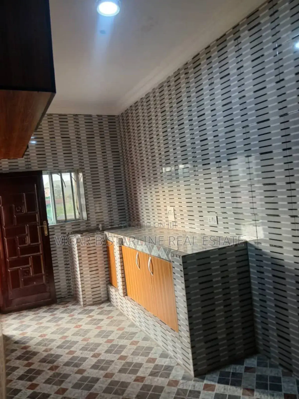 Furnished 3bdrm Apartment in Housa Quoters, Abakaliki for rent