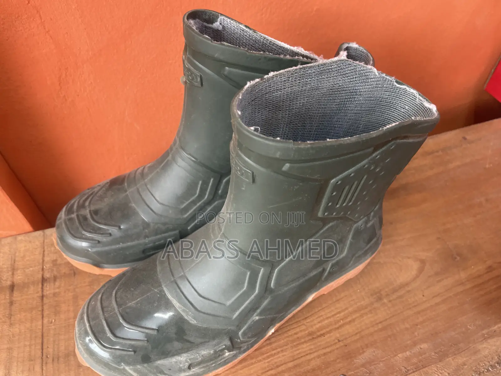 Short Rainboot