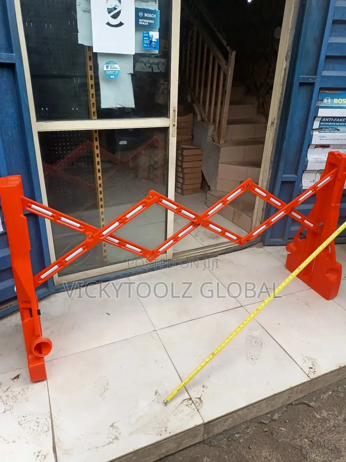 2meters Expandable Road Barrier
