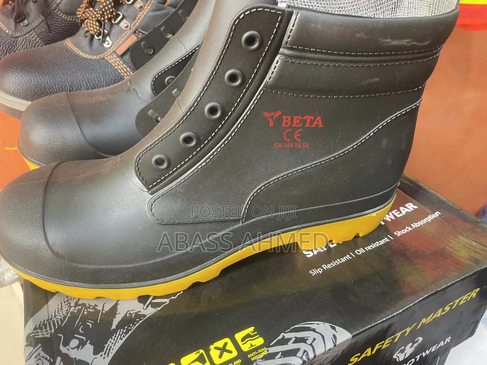 Short Safety Rainboot Beta