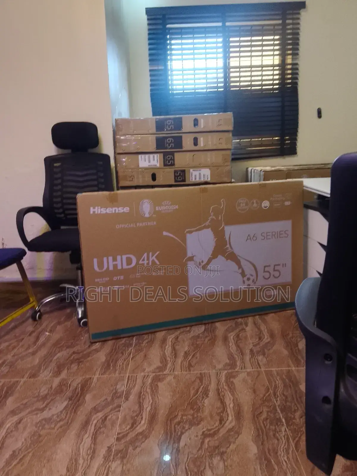 Smart Living Starts Here: Hisense 55-Inch Uhd Tv With Voice Control