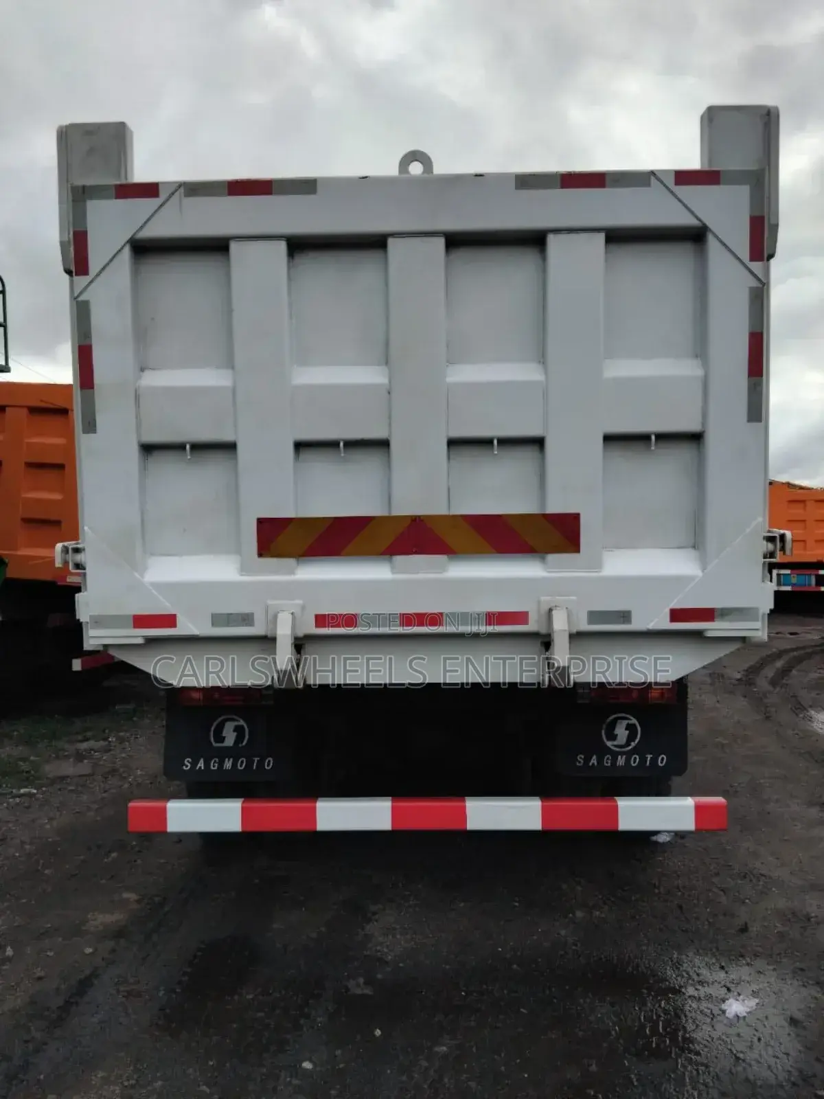 Brand New 10tyres Sagmoto Dump Tipper Truck (375).