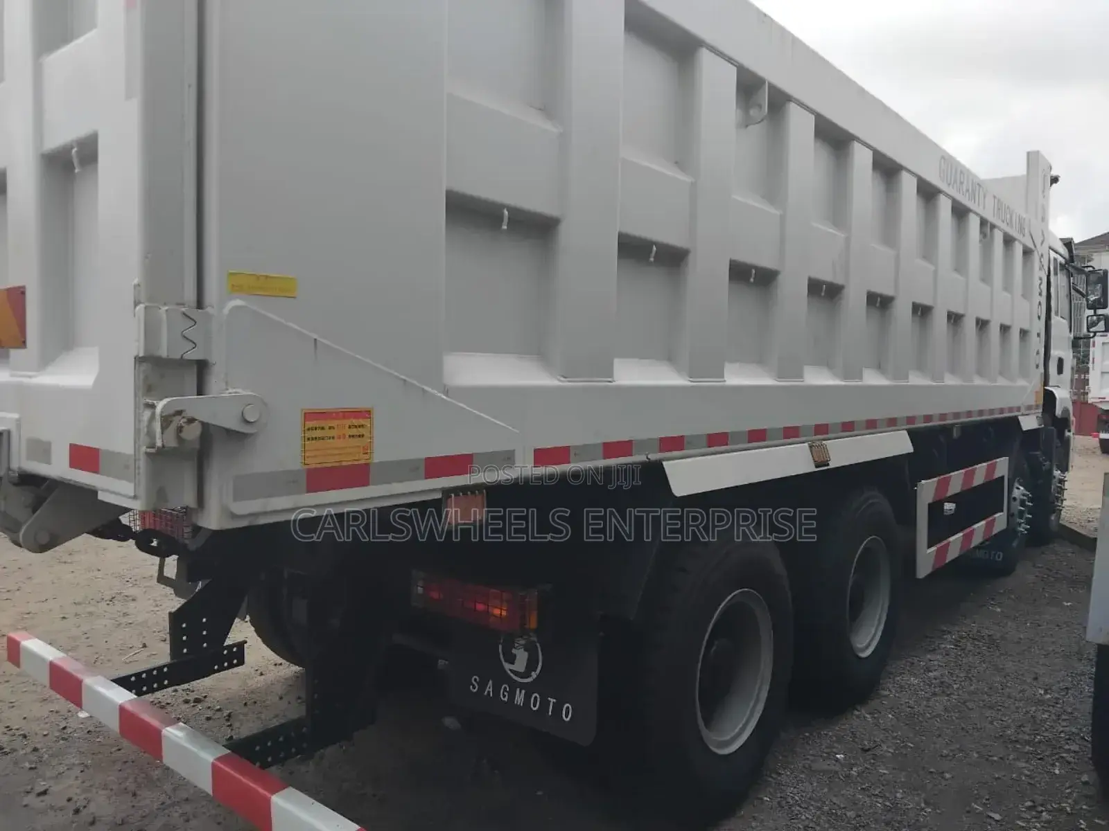 Brand New 12tyres Sagmoto Dump Tipper Truck.