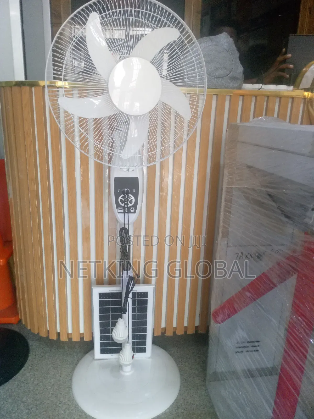 KGS Solar Stand Fan