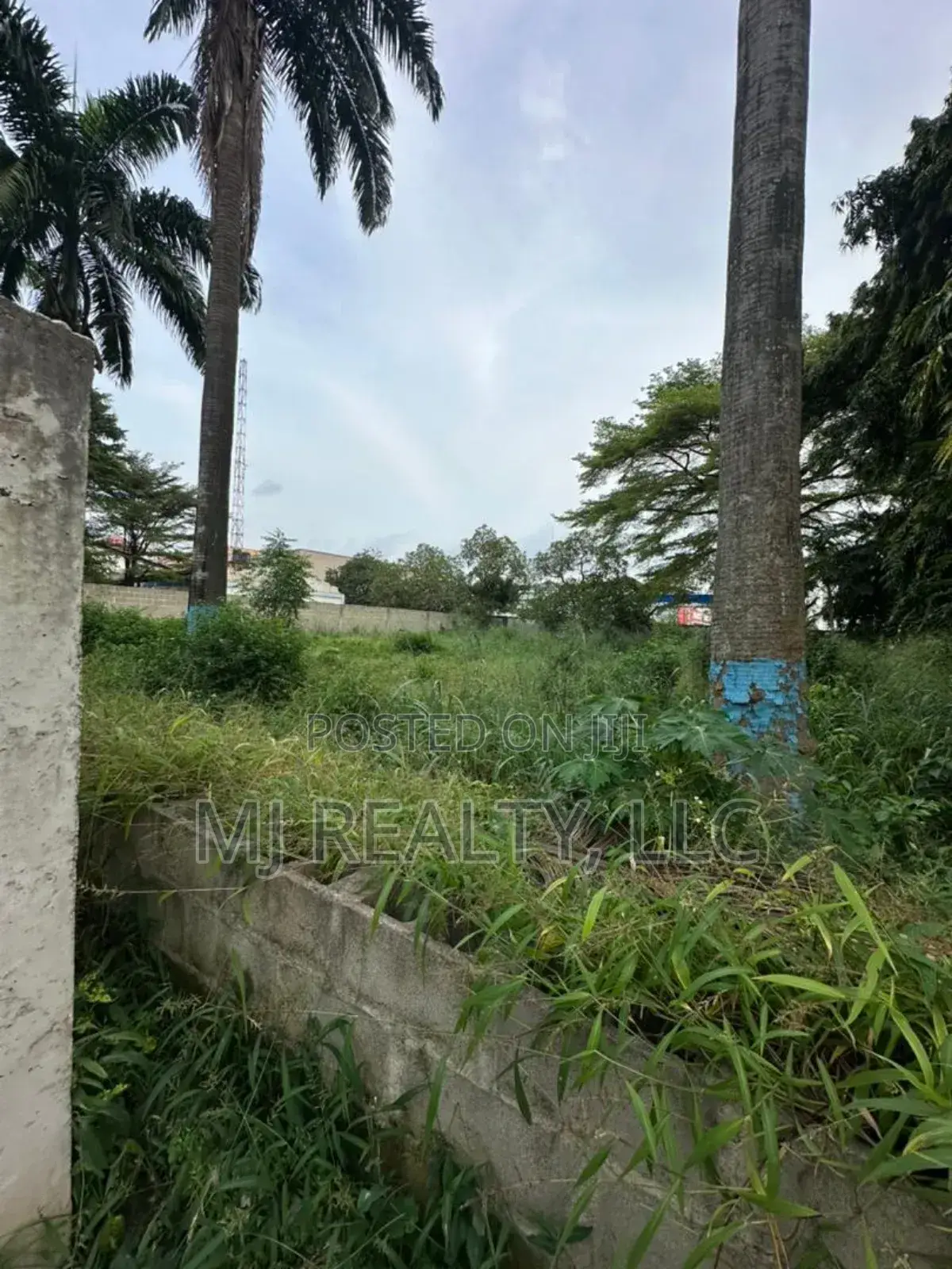 2,009 SQM on Lateef Jakande Road, Ikeja