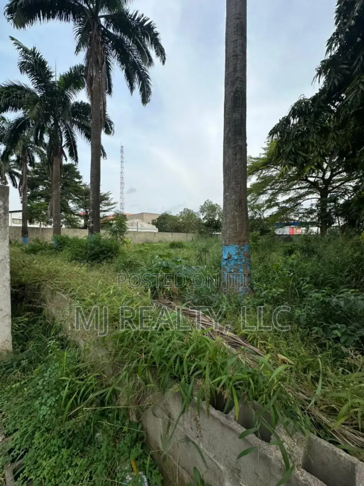 2,009 SQM on Lateef Jakande Road, Ikeja